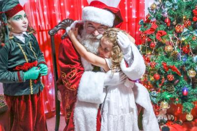 Centenas de pessoas acompanharam a Abertura do Natal em Laranjeiras do Sul